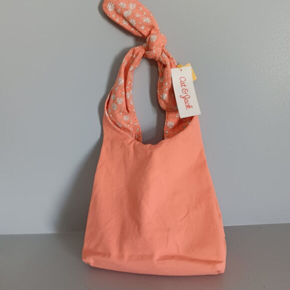 Cat and Jack reversible floral print bag - Picture 1 of 8